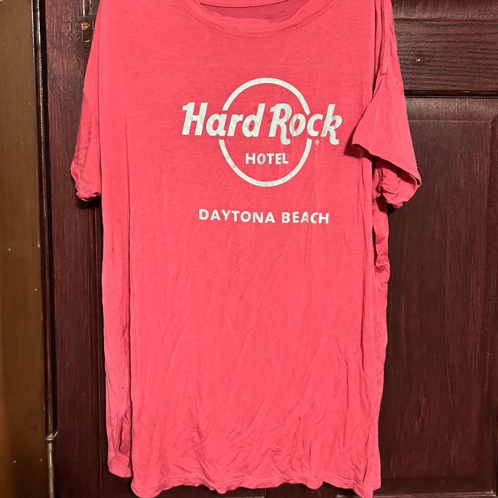 Hard Rock Cafe coral tshirt size XL